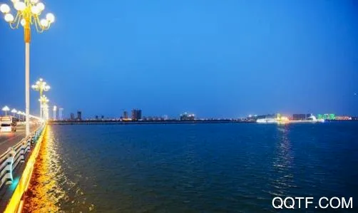 �Ӷ��׷�(��ý������)